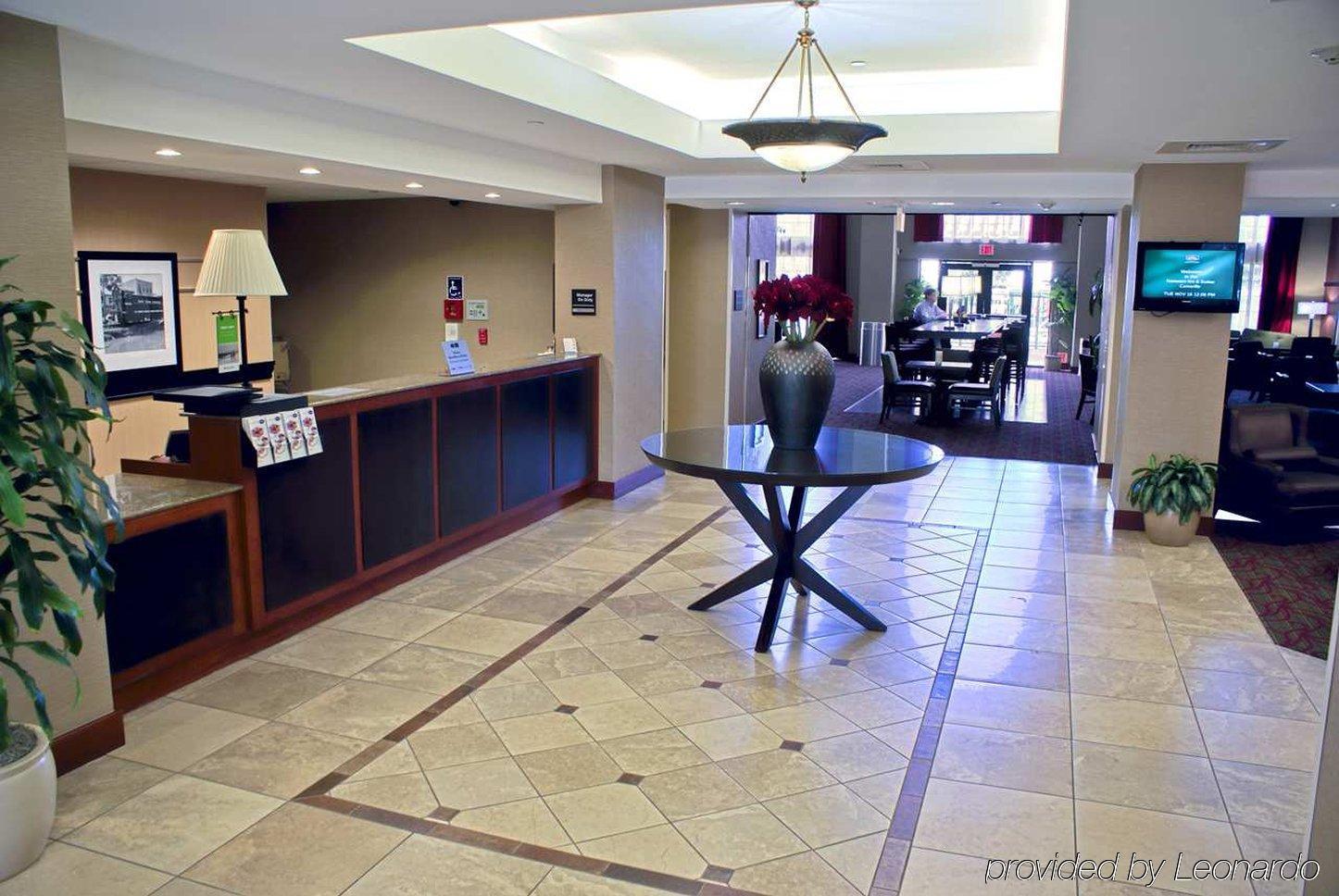 Hampton Inn & Suites Camarillo Interior photo
